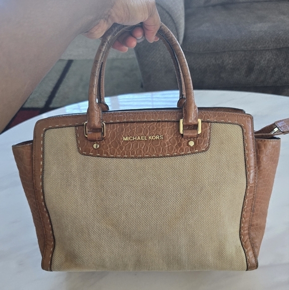 Vintage Michael Kors Canvas and Leather Handbag Gold Hardware Medium - Picture 4 of 16